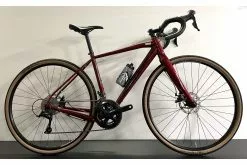 KROSS ESKER 2.0 SORA 28 18V RUBY RED GLOSS - KROSS BIKE